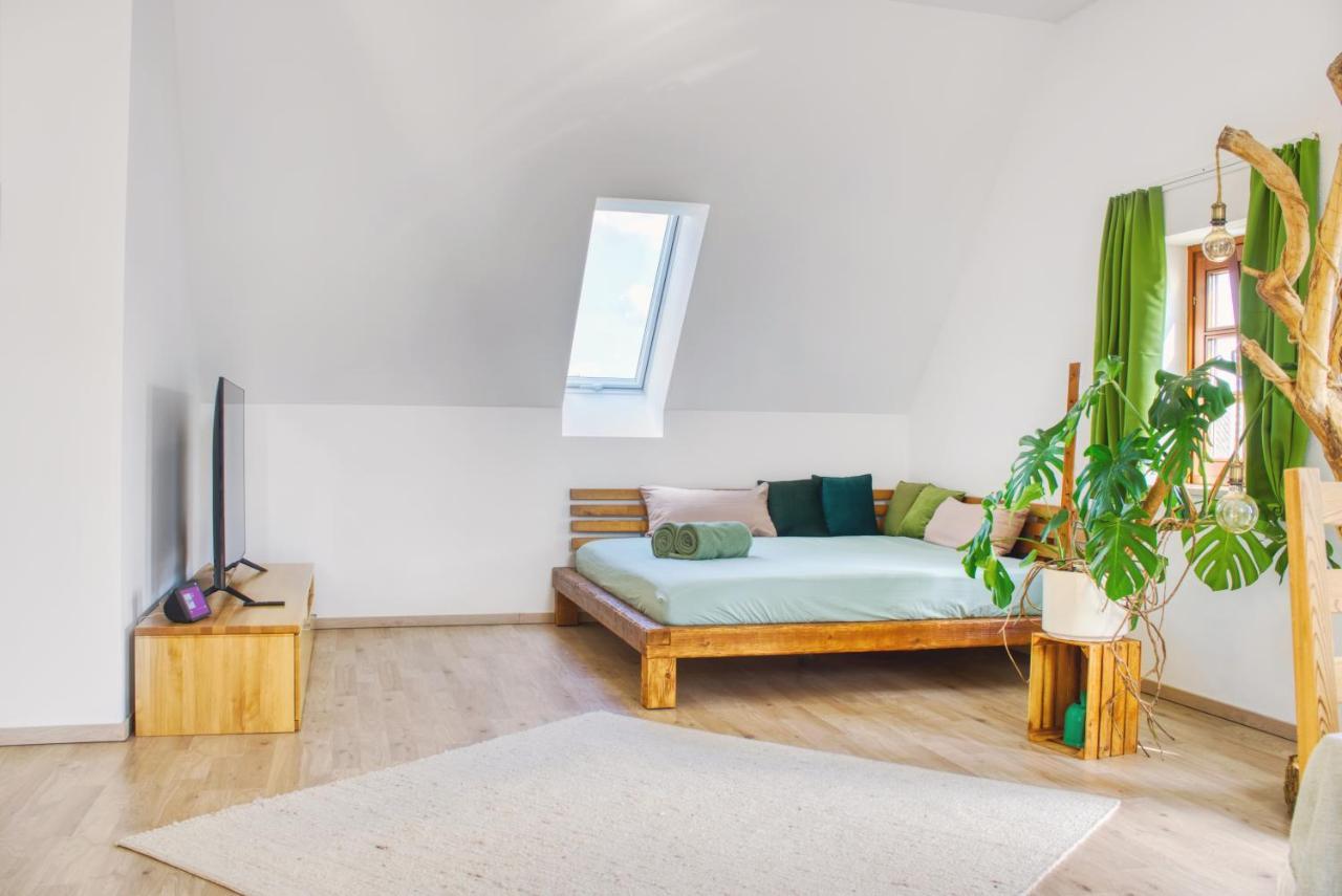 Luxus Apartment! Kueche, Balkon, Netflix, Parkplatz - 8 Personen Ilmmunster Zewnętrze zdjęcie